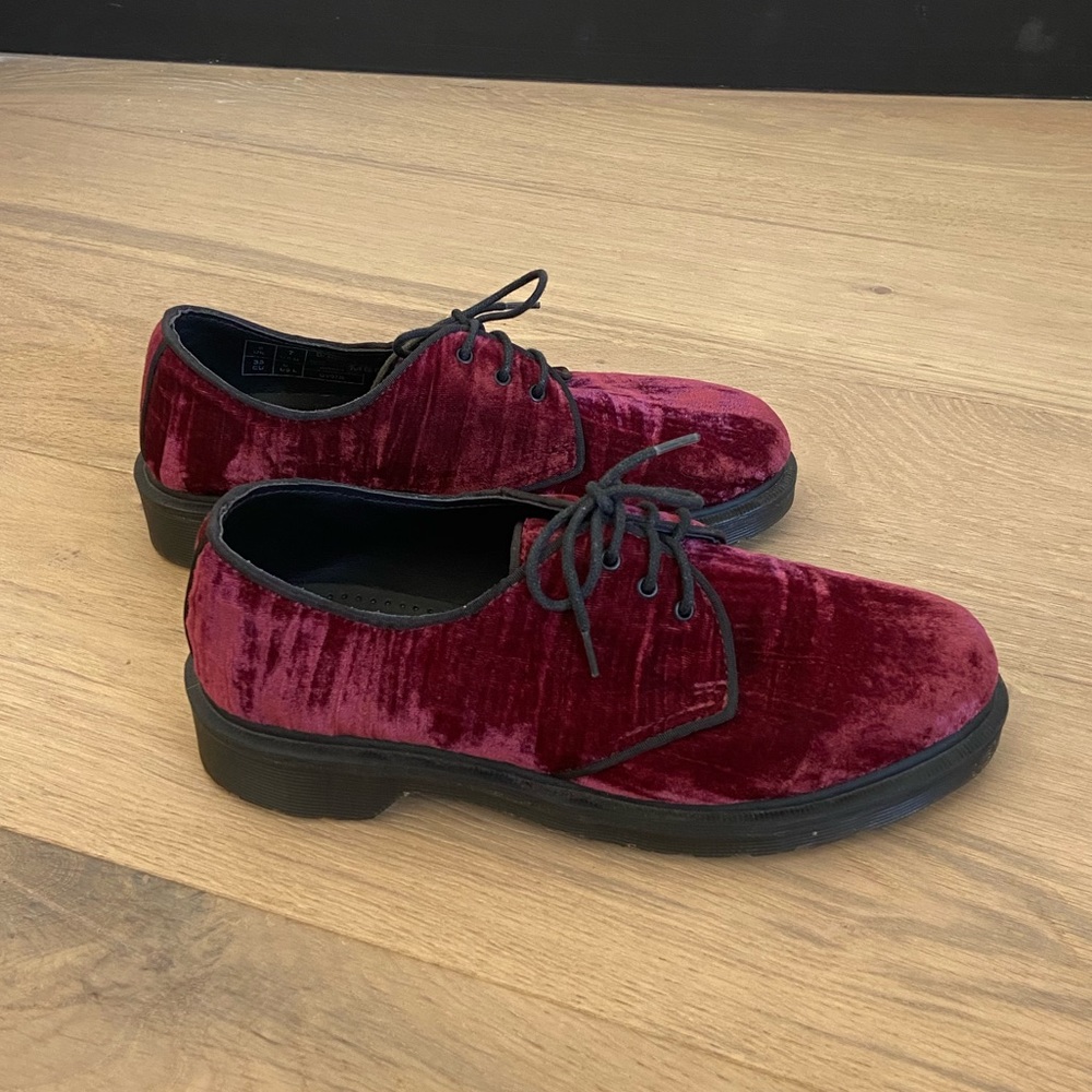 Dr. Martens Red Cherry Velvet Oxford